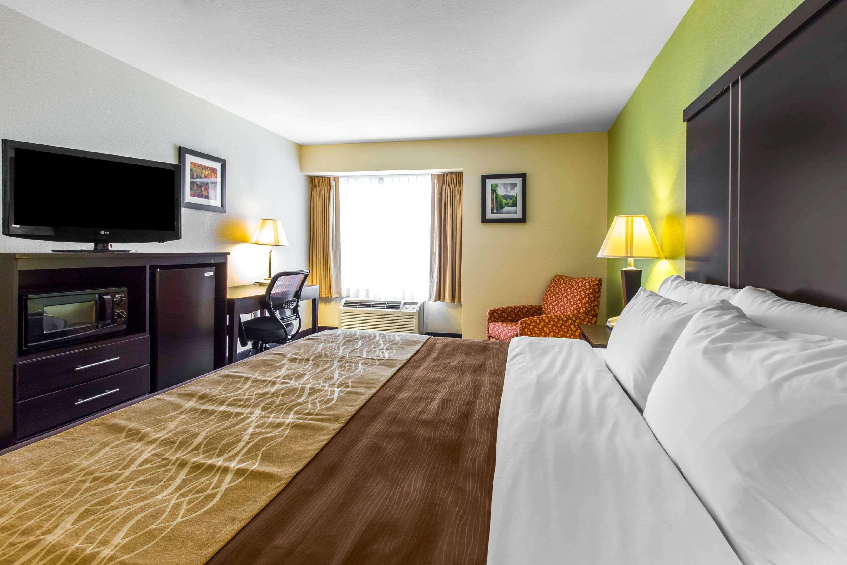 Quality Inn West Of Asheville Canton Eksteriør billede
