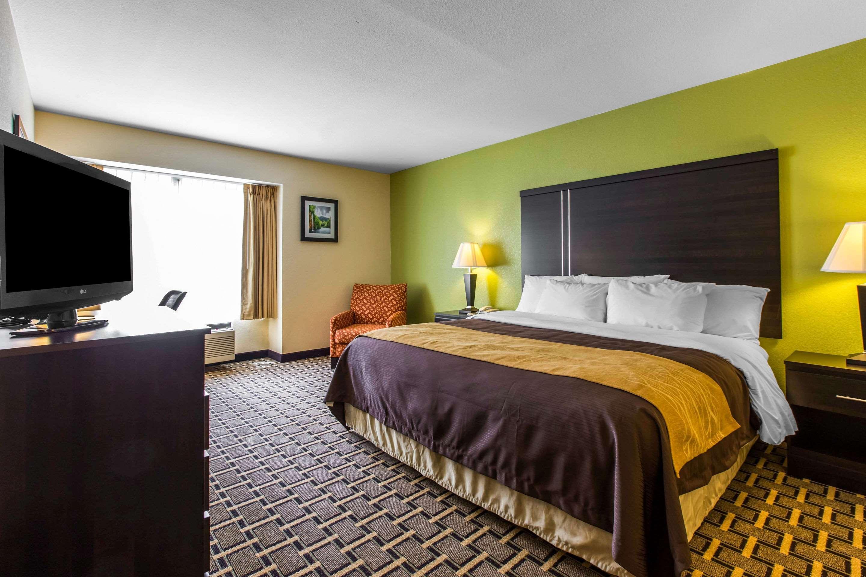 Quality Inn West Of Asheville Canton Eksteriør billede